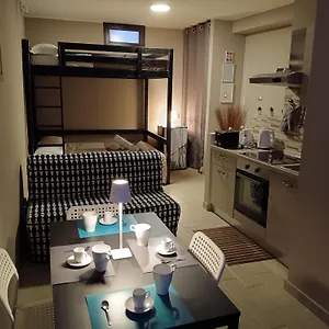 https://u-peri-alivu-house.sicilyhotelsitaly.net